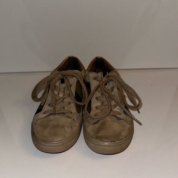 SHU SHOP- PAULA Camo Sneakers Girls Size 2 - Picture 2 of 5